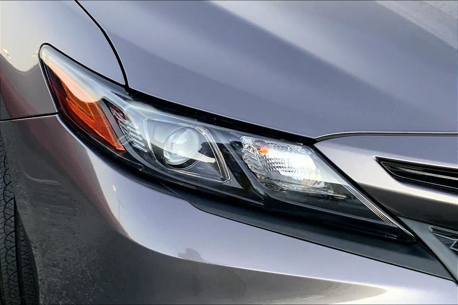 Used 2022 Toyota Camry SE FWD image 24