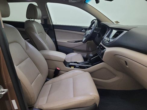 Used 2016 Hyundai Tucson Limited w/ Option Group 03 AWD/4WD image 21