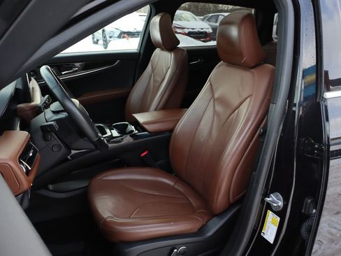 Used 2021 Lincoln Nautilus Reserve w/ Monochromatic Package image 12