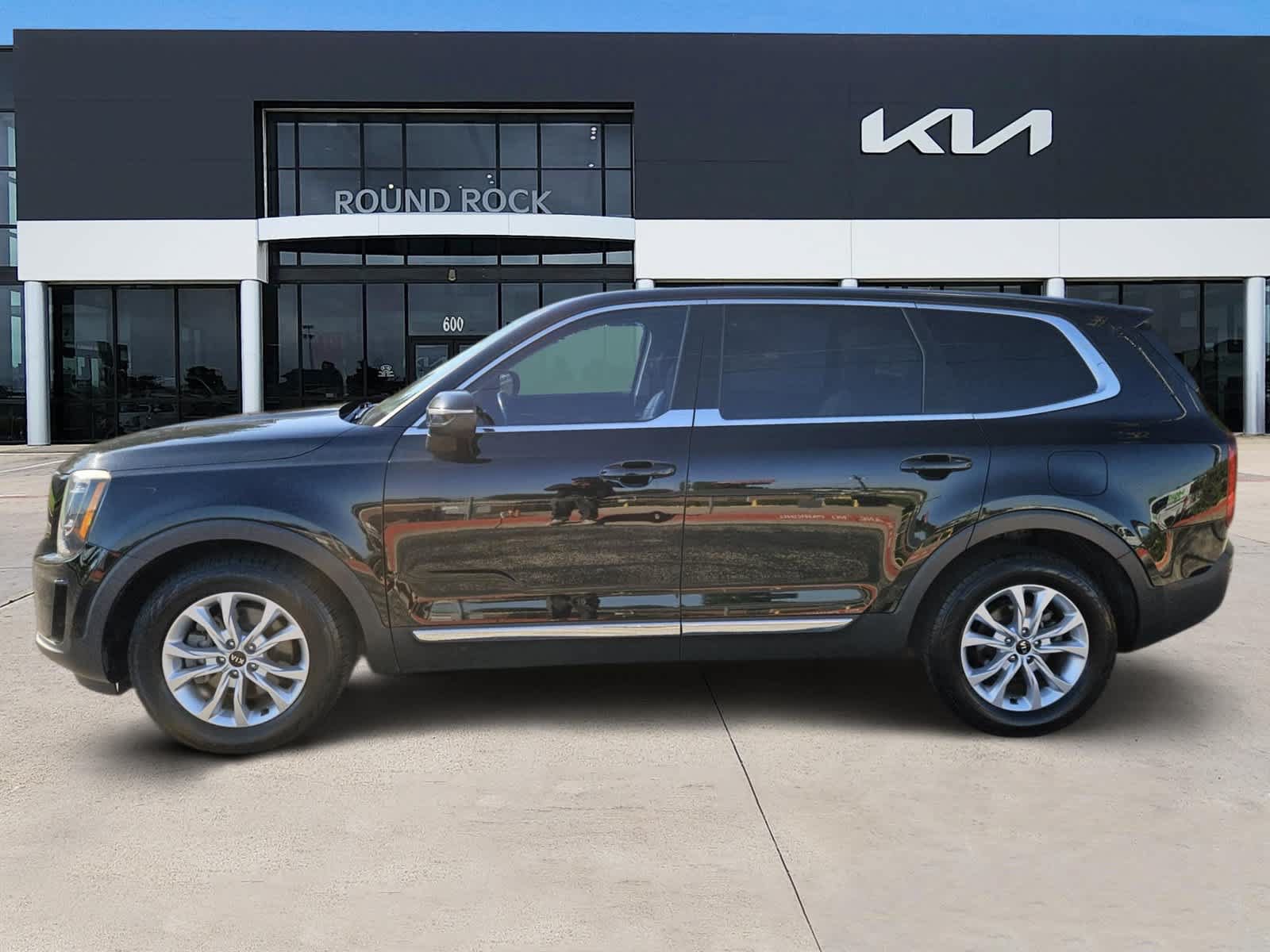 Used 2021 Kia Telluride LX FWD image 4