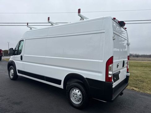 Used 2023 RAM ProMaster 2500 w/ Convenience Group image 4