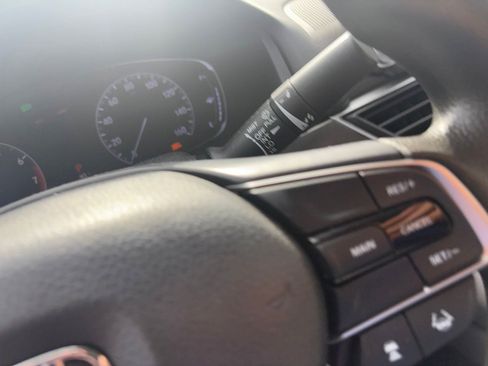 Used 2018 Honda Accord LX image 10