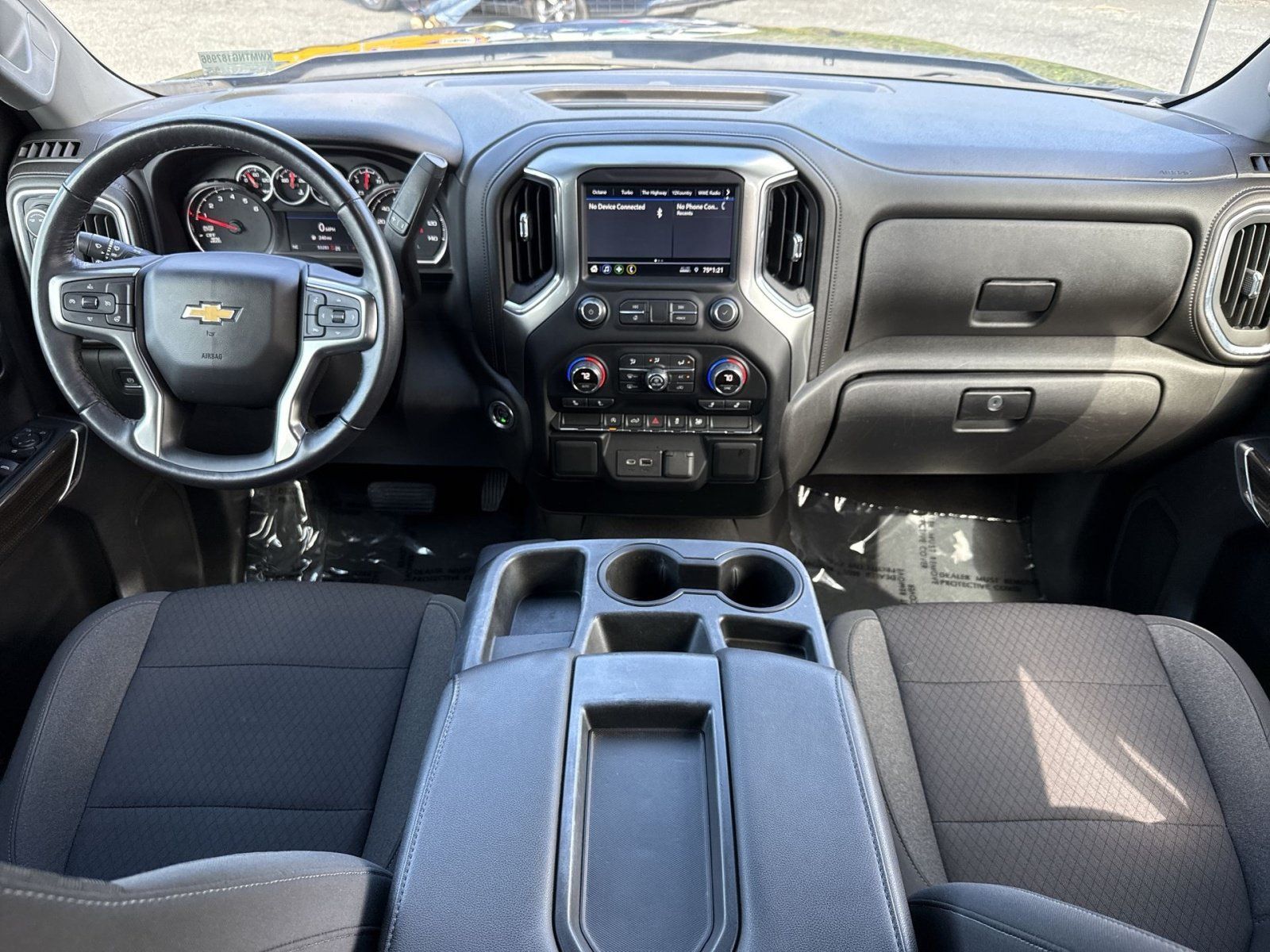 Used 2022 Chevrolet Silverado 1500 LT AWD/4WD image 23