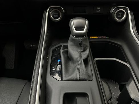 Used 2025 Toyota Grand Highlander FWD image 26