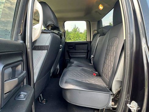 Used 2019 RAM 1500 Express AWD/4WD image 8