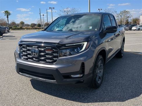 Used 2025 Honda Ridgeline TrailSport image 8