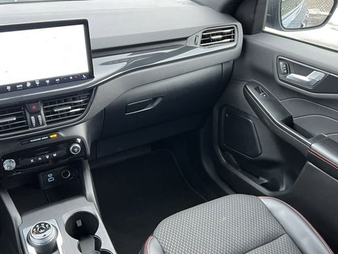 Certified 2023 Ford Escape ST-Line w/ Tech Pack #1 image 30