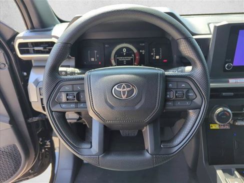 Used 2026 Toyota Tacoma SR5 AWD/4WD image 15