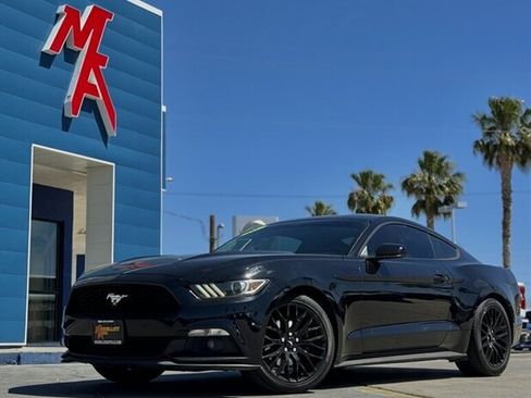Used 2016 Ford Mustang Coupe image 1