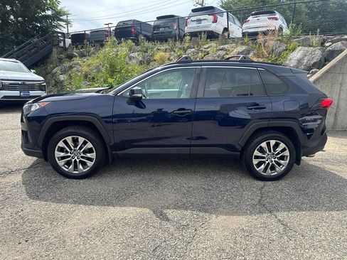 Used 2019 Toyota RAV4 XLE Premium w/ Cold Weather Package AWD/4WD image 2