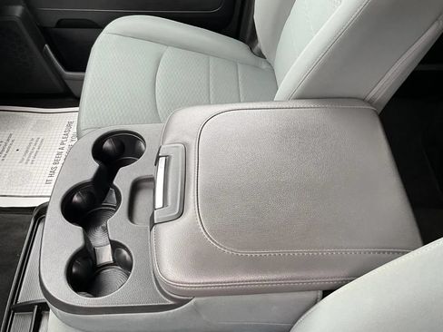 Used 2017 RAM 1500 Express AWD/4WD image 18