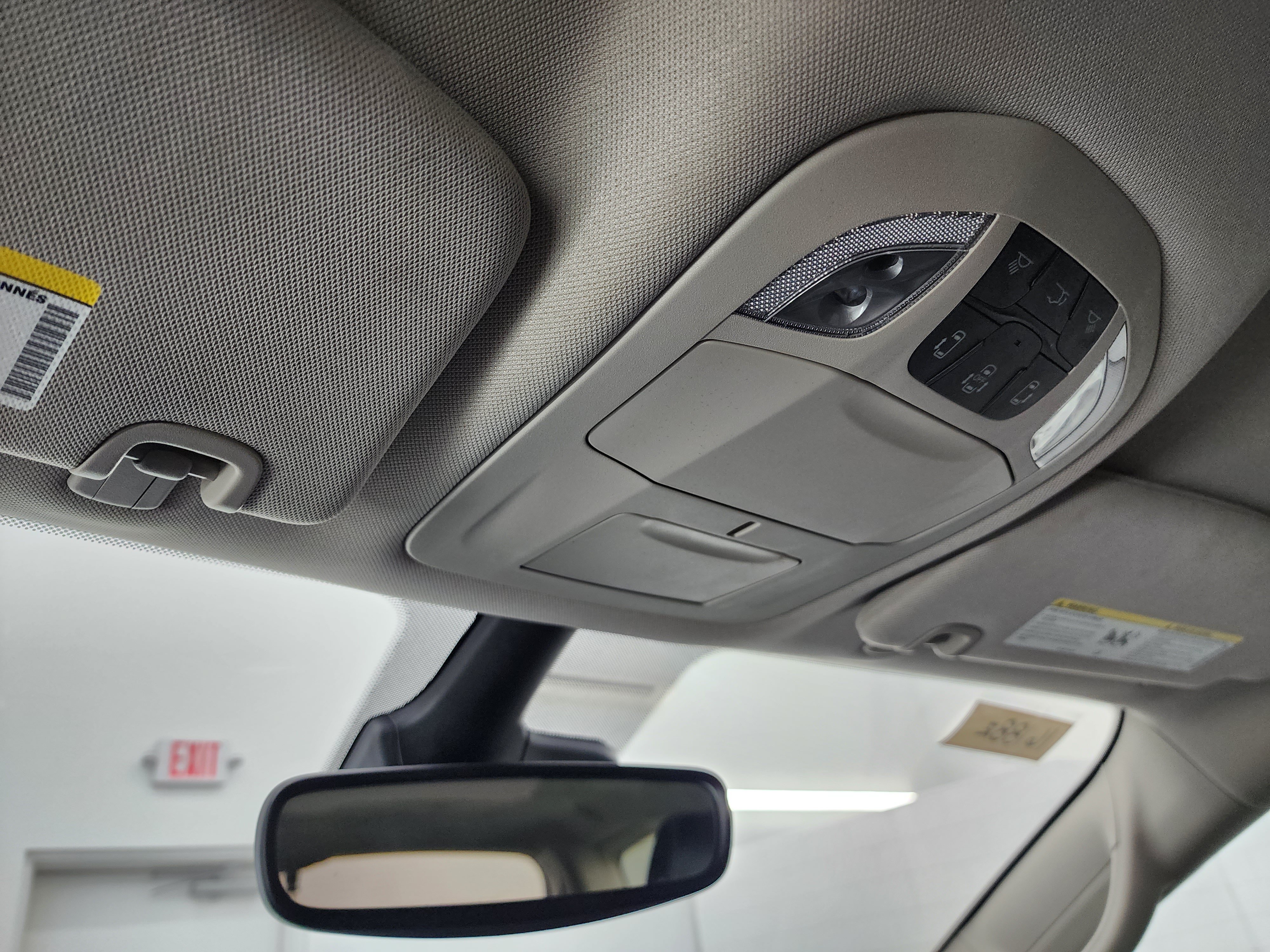 Used 2024 Chrysler Pacifica Touring-L FWD image 13