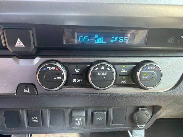 Used 2021 Toyota Tacoma SR5 RWD image 16