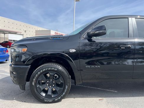 New 2026 RAM 1500 Big Horn AWD/4WD image 9