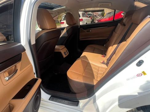 Used 2016 Lexus ES 350 FWD image 28