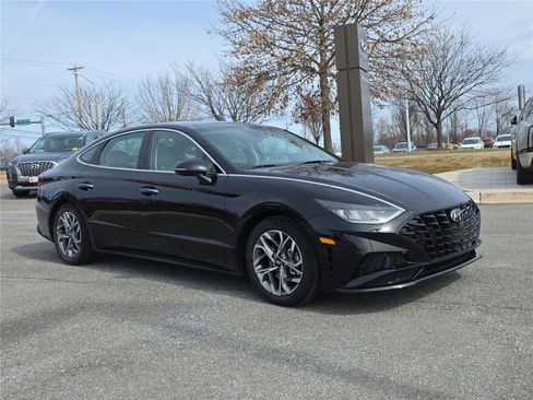 Used 2022 Hyundai Sonata SEL w/ Convenience Package image 1