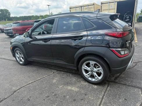 Used 2023 Hyundai Kona SEL w/ Convenience Package AWD/4WD image 4