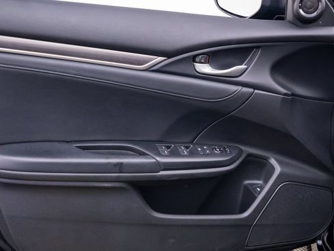 Used 2019 Honda Civic EX-L image 14