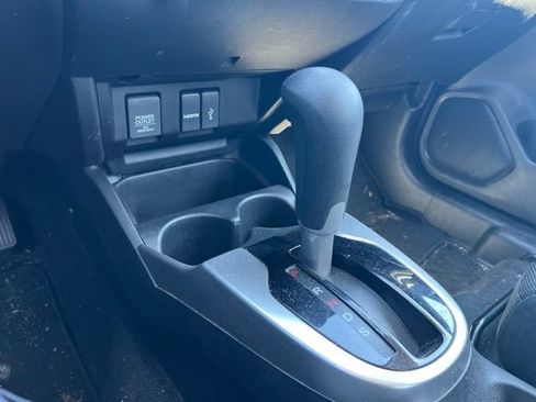 Used 2015 Honda Fit EX image 19
