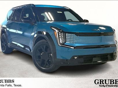 New 2026 Kia EV9 Land w/ Nightfall Edition Package