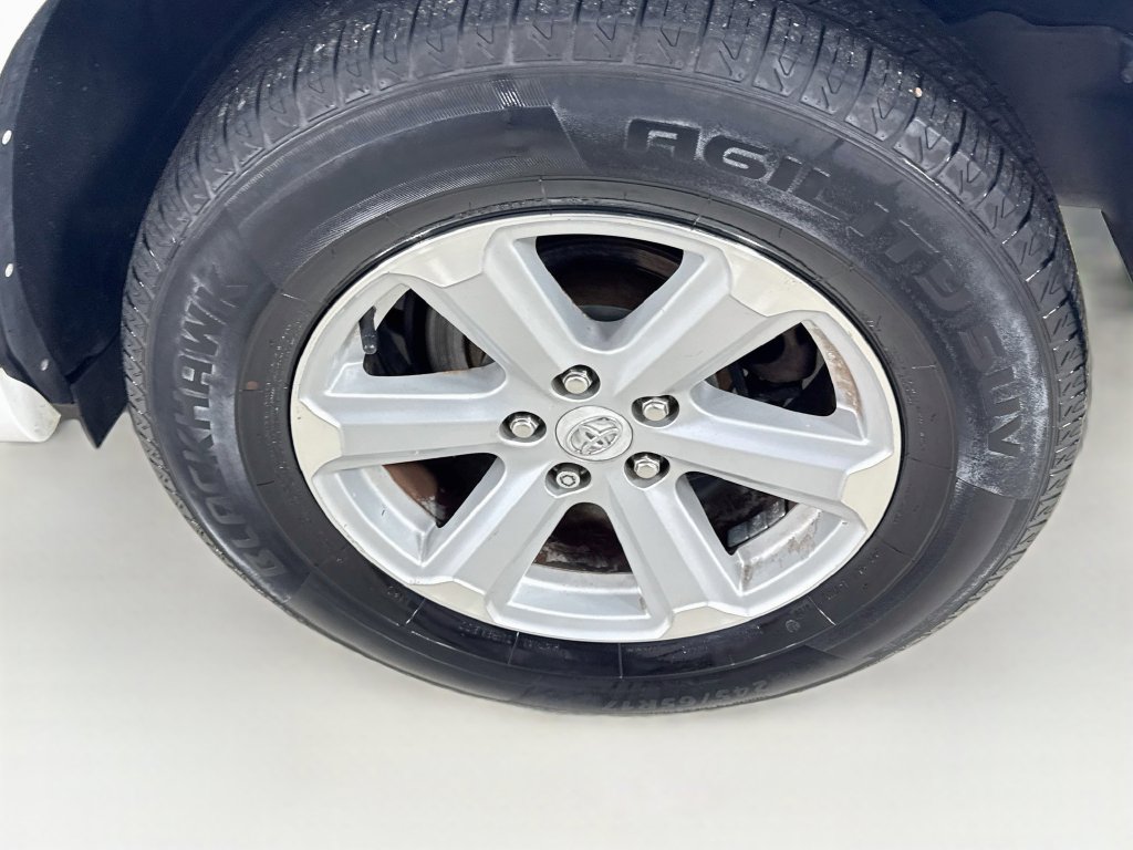 Used 2010 Toyota Highlander SE AWD/4WD image 33