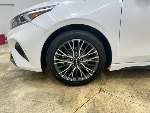 Certified 2024 Kia Forte GT-Line w/ GT-Line Premium Package FWD image 20