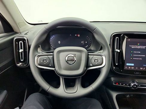 New 2026 Volvo XC40 B5 Core w/ Climate Package image 20