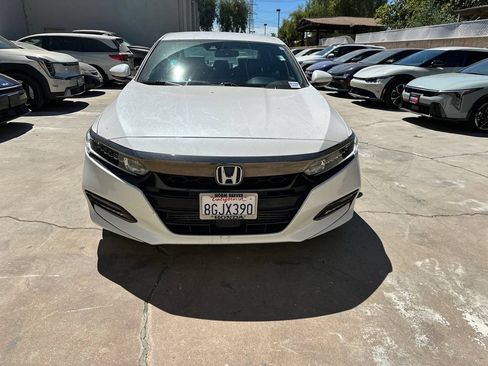 Used 2018 Honda Accord Sport image 8