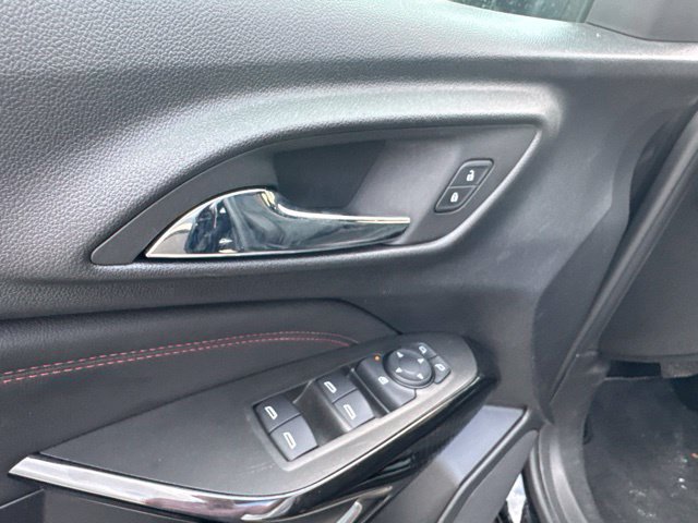 Used 2024 Chevrolet Trax RS FWD image 20