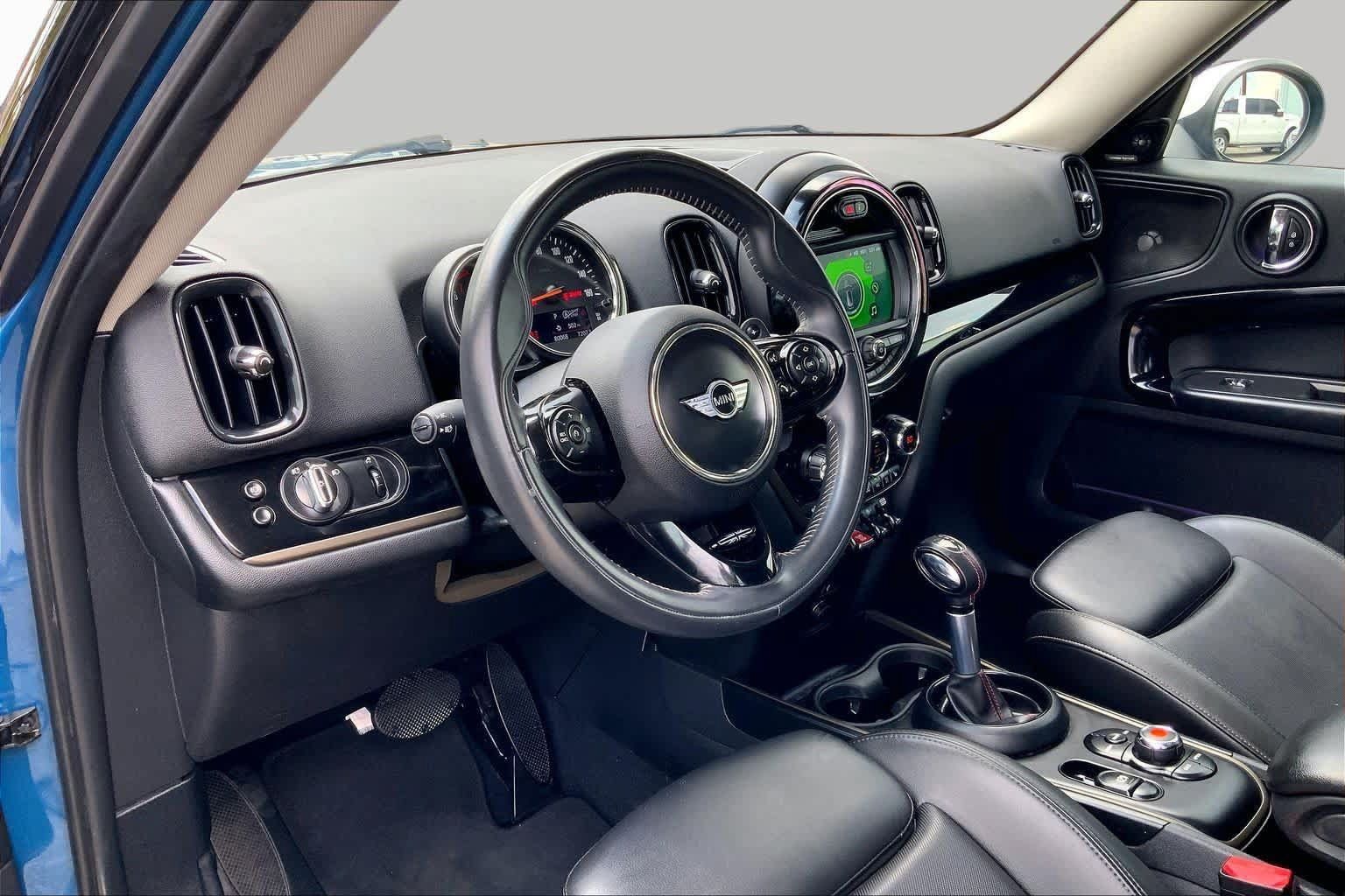 Used 2019 MINI Cooper Countryman S w/ Premium Package FWD image 17