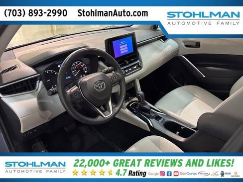 Used 2024 Toyota Corolla Cross LE image 26