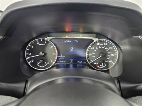 Used 2024 Nissan Altima 2.5 SV FWD image 31