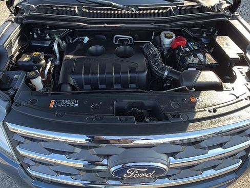 Used 2018 Ford Explorer 4WD image 24