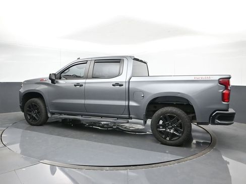 Used 2021 Chevrolet Silverado 1500 LT Trail Boss image 3