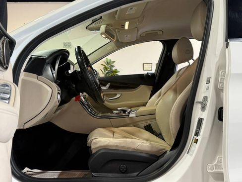 Used 2015 Mercedes-Benz C 300 Sedan image 12