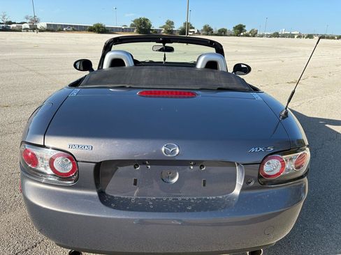 Used 2007 MAZDA MX-5 Miata Sport RWD image 41