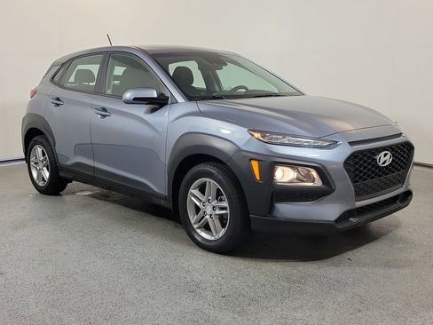 Used 2021 Hyundai Kona SE FWD image 1