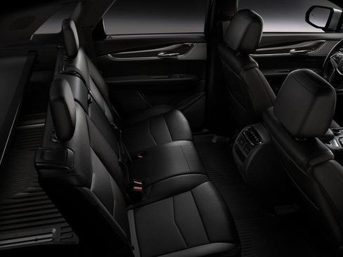 New 2026 Cadillac XT5 Sportv w/ LPO, Floor Liner Package image 27