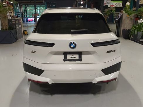 Used 2024 BMW iX M60 AWD/4WD image 9