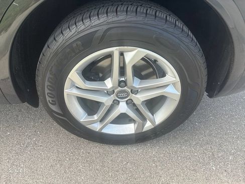 Used 2018 Audi Q5 2.0T Premium AWD/4WD image 18