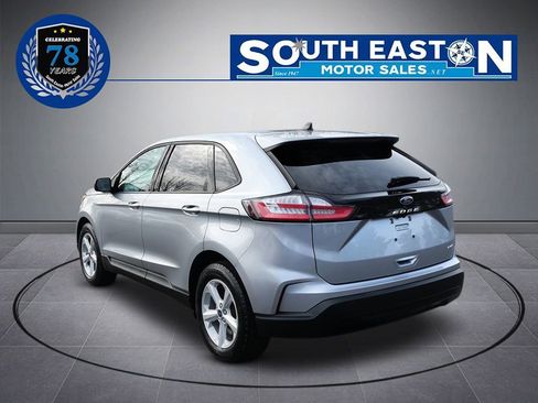 Used 2021 Ford Edge SE w/ Cargo Accessory Package image 6