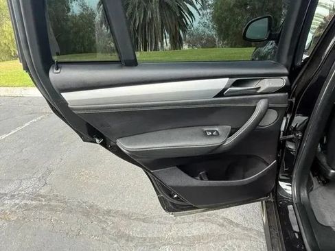 Used 2018 BMW X4 M40i AWD/4WD image 11
