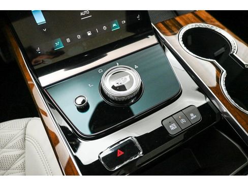 New 2026 Cadillac Escalade Platinum Sport w/ LPO, ONYX Package image 33