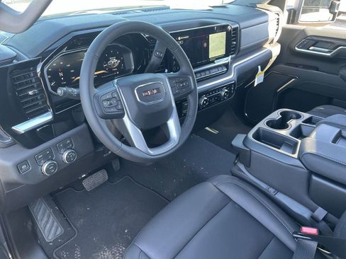 New 2026 GMC Sierra 2500 SLT AWD/4WD image 10