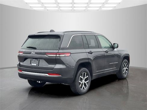 New 2025 Jeep Grand Cherokee Limited image 5