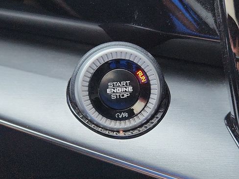 Used 2024 Jeep Wagoneer Series II image 25