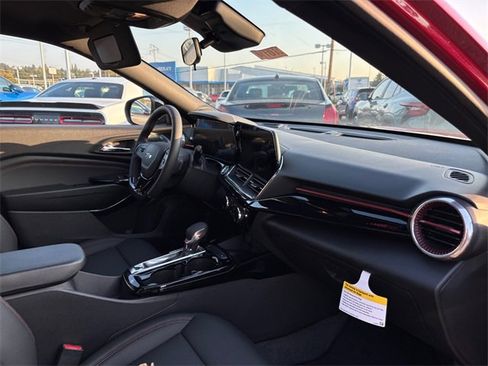 New 2026 Chevrolet Trax RS w/ Sunroof Package image 31