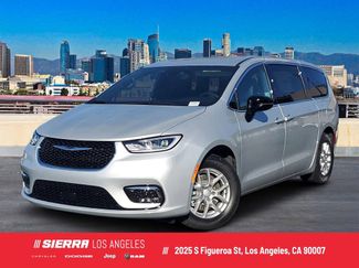 New 2026 Chrysler Pacifica Select video 1