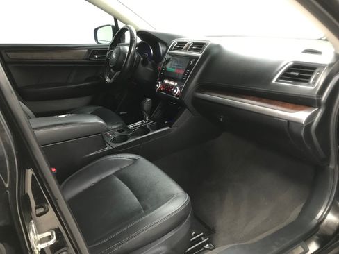 Used 2019 Subaru Outback 2.5i Limited w/ Popular Package #2 AWD/4WD image 16