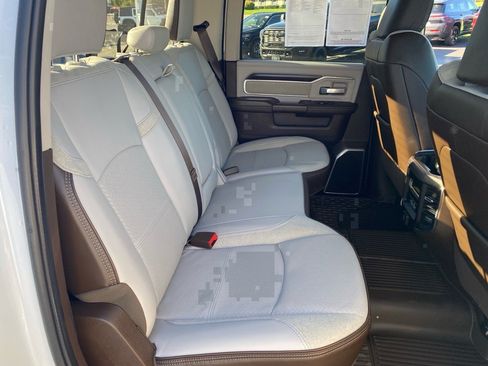 Used 2025 RAM 2500 Laramie image 25